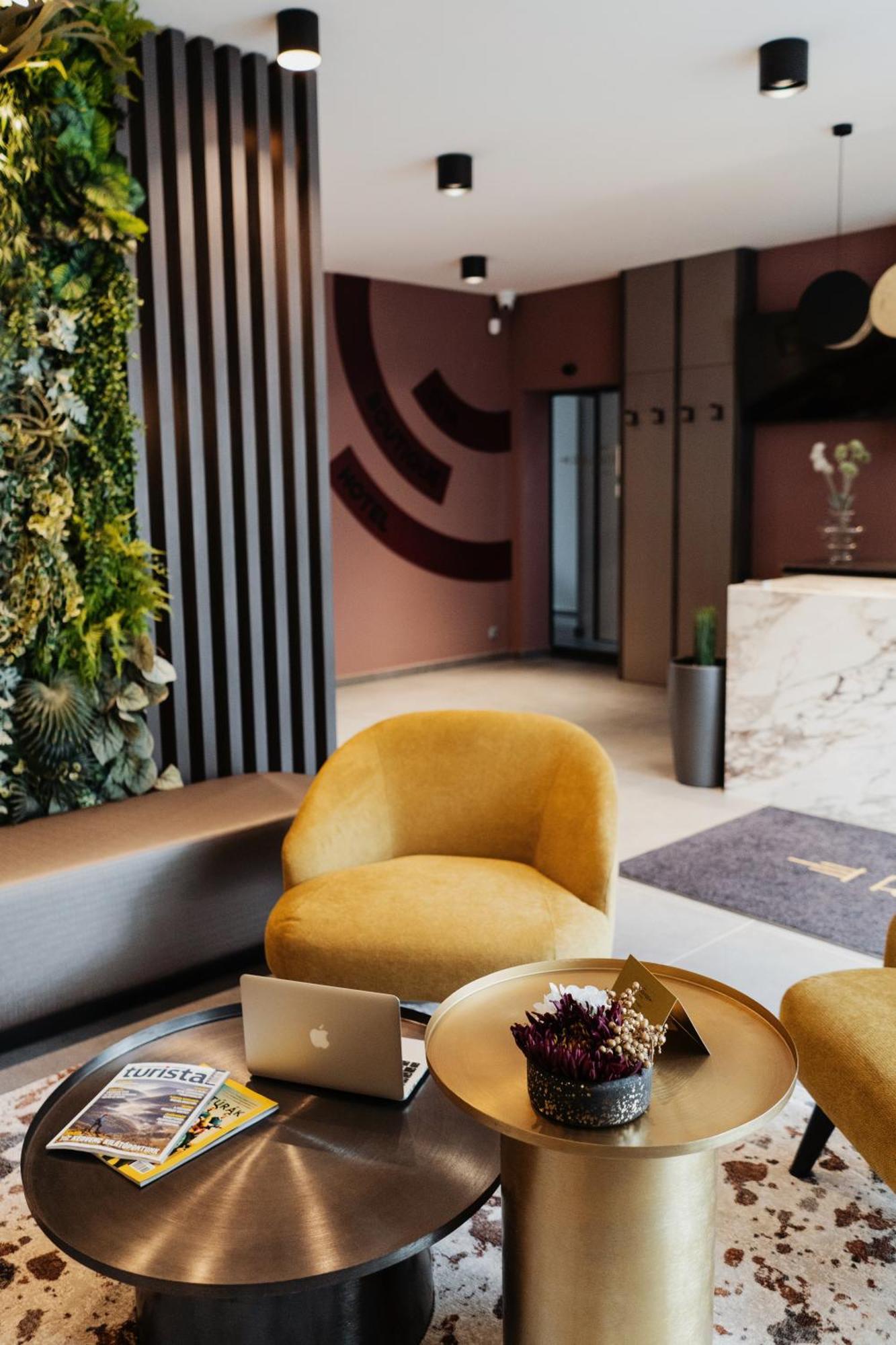 Riva Boutique Hotel 4*